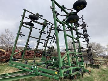Main image John Deere 680